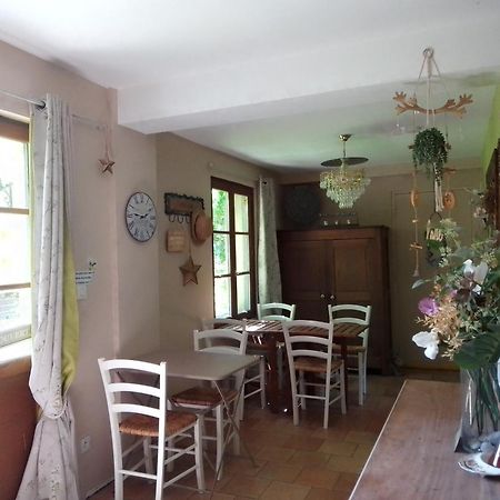 Le Clos Fleuri Ségrie Exterior foto